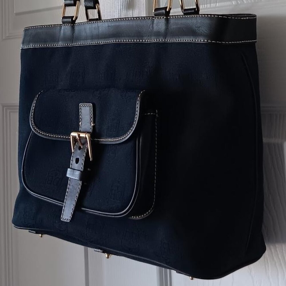 Dooney & Bourke Signature Logo Navy Canvas Bag Black Leather Straps and Trim - Picture 3 of 16